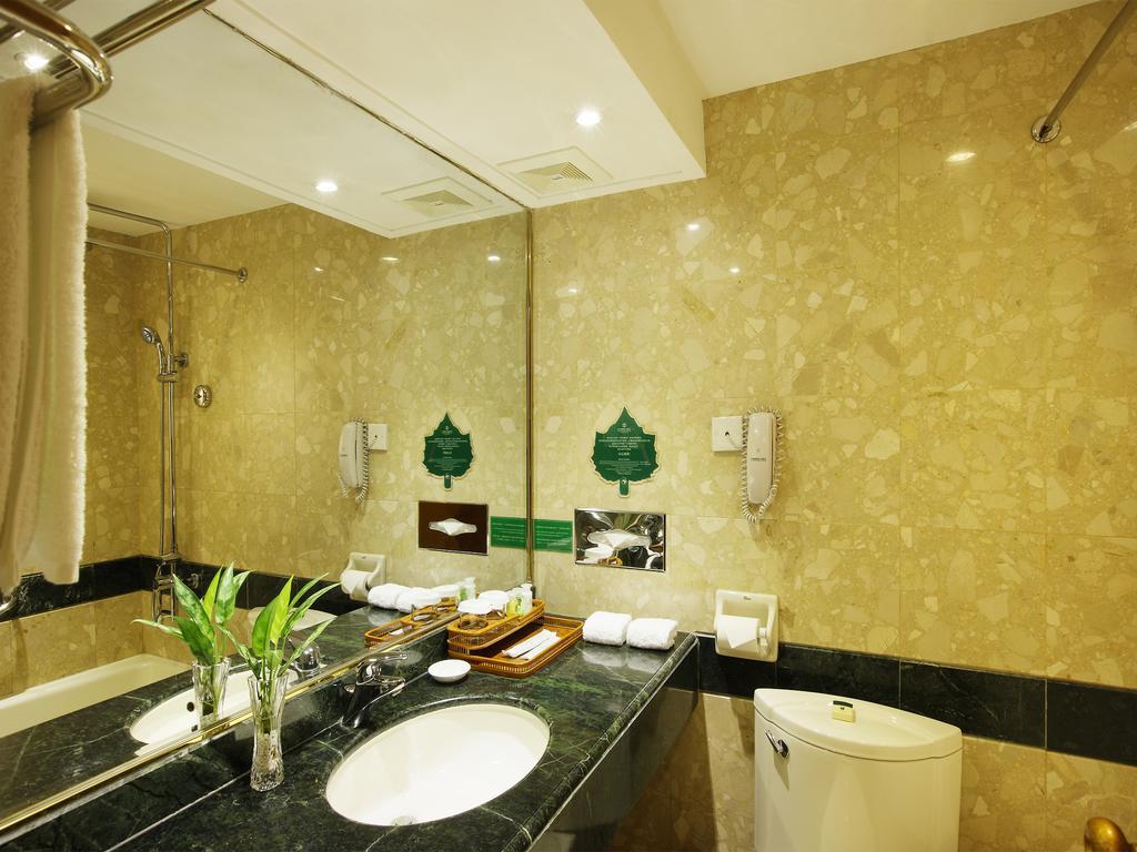 South China Harbour View Hotel Shenzhen Room photo